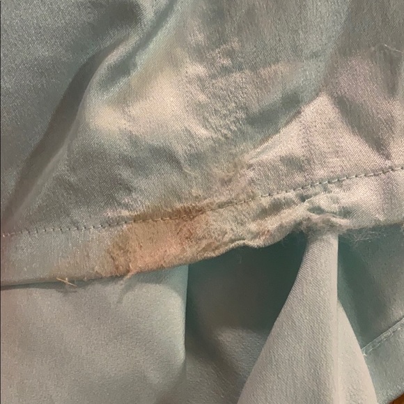 Victoria’s Secret Robe and Night Gown - Picture 5 of 5